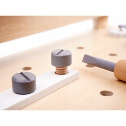 Warsztat z narzędziami drewniany na stoliku zestaw majsterkowicza prezent