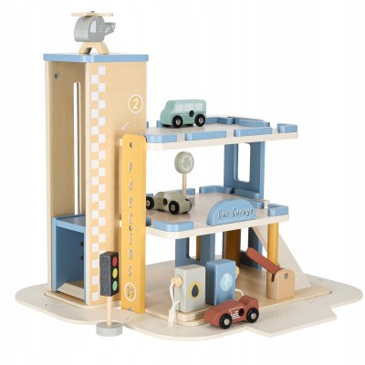 Garaż drewniany parking samochodowy piętrowy stacja benzynowa