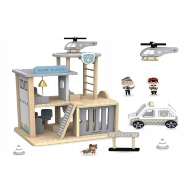 Parking drewniany garaż komisariat policji tor + radiowóz helikopter